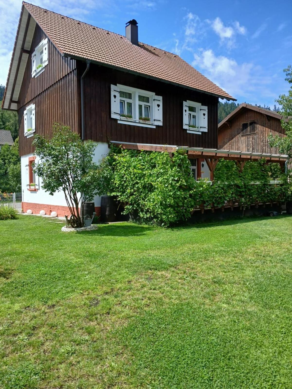 Familienfreundliches-Luxus-Bahnwaerterhaus Villa ชิลท์อัค ภายนอก รูปภาพ